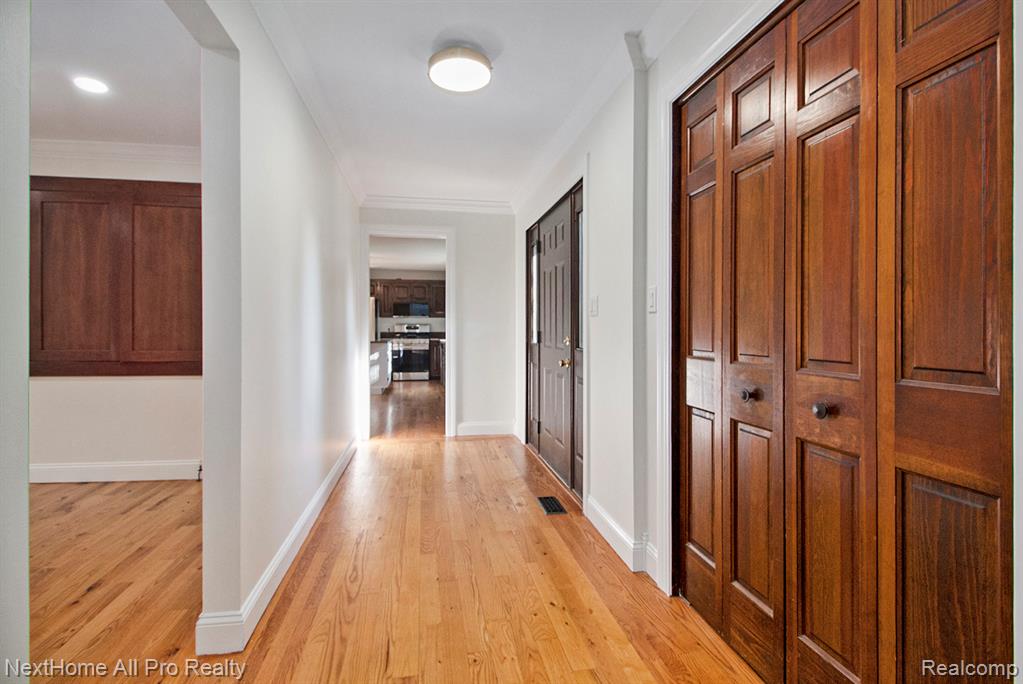 7195 Curtis Road Northville, MI 48168 - Photo 3 of 70