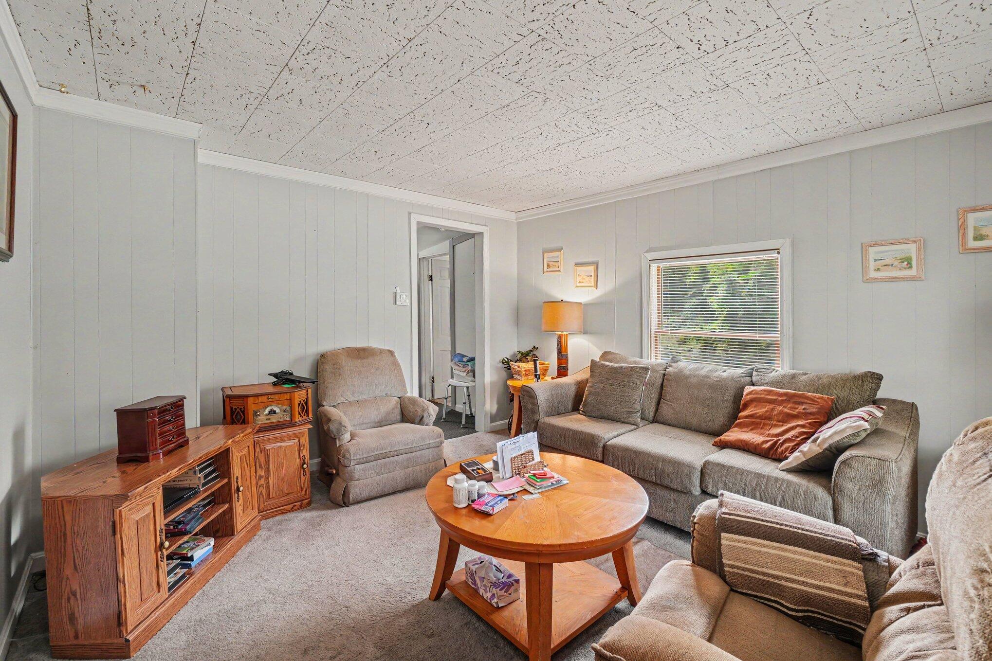 1026 Edwards Road Elsmere, KY 41018 - Photo 4 of 20