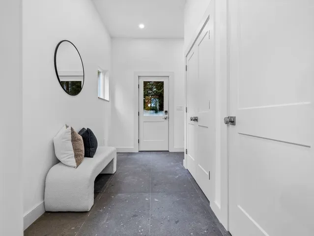 $2,385,000 | 25 Avon Street, Somerville, MA 02143