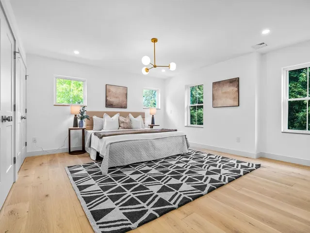 $2,385,000 | 25 Avon Street, Somerville, MA 02143
