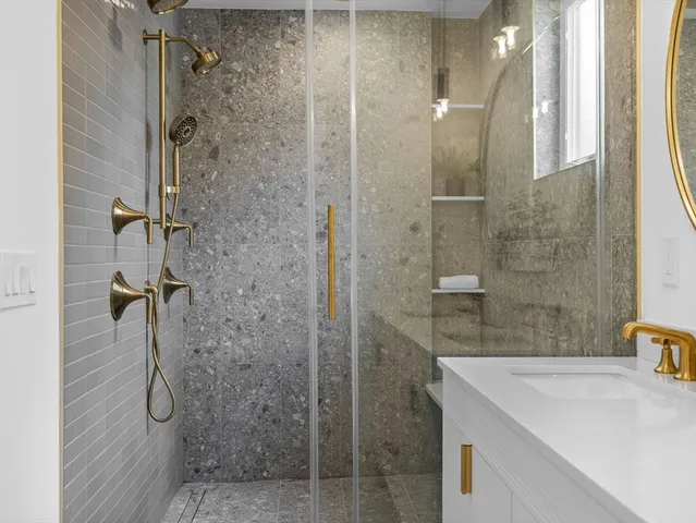 $2,385,000 | 25 Avon Street, Somerville, MA 02143