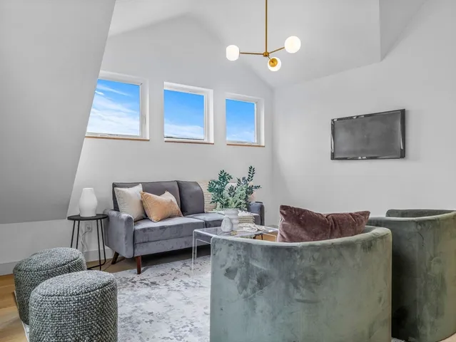 $2,385,000 | 25 Avon Street, Somerville, MA 02143