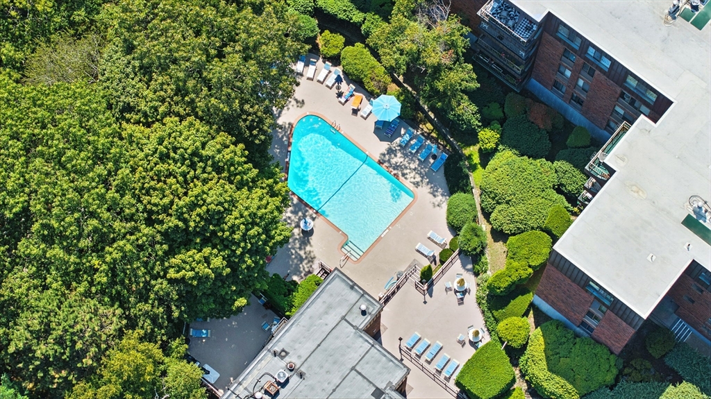 1006 Paradise Road, Unit 1H Swampscott, MA 01907 - Photo 11 of 42 Gallery Image 11