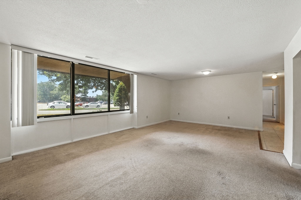 1006 Paradise Road, Unit 1H Swampscott, MA 01907 - Photo 24 of 42 Gallery Image 24