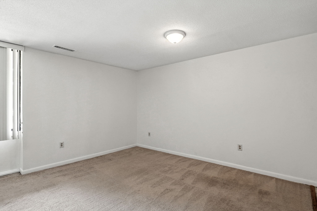 1006 Paradise Road, Unit 1H Swampscott, MA 01907 - Photo 26 of 42 Gallery Image 26