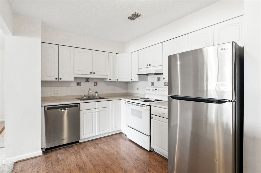 1006 Paradise Road, Unit 1H Swampscott, MA 01907 - Photo 29 of 42 Gallery Image 29