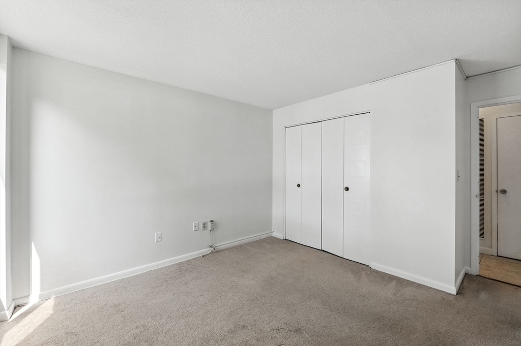 1006 Paradise Road, Unit 1H Swampscott, MA 01907 - Photo 35 of 42 Gallery Image 35