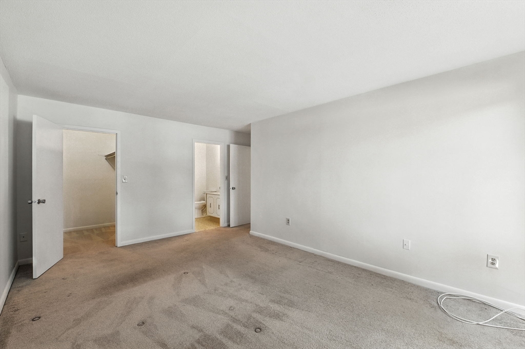 1006 Paradise Road, Unit 1H Swampscott, MA 01907 - Photo 38 of 42 Gallery Image 38