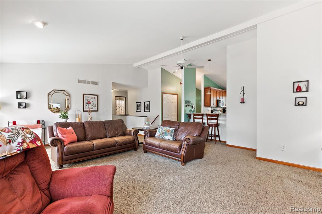 2283 Highsplint Drive Rochester Hills, MI 48307 - Photo 9 of 45