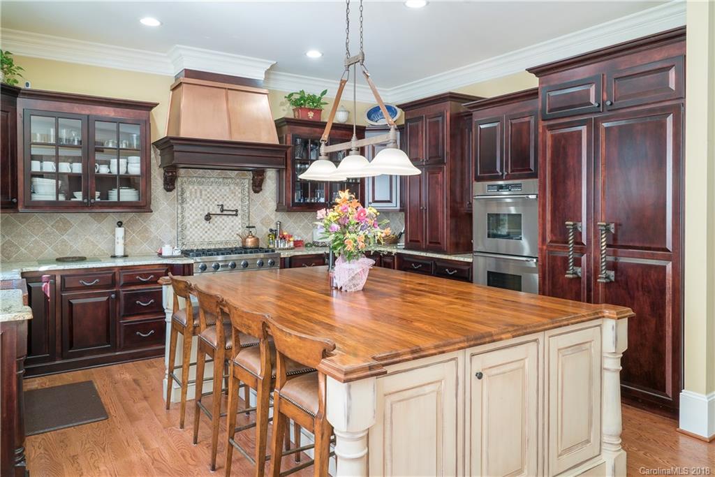 14036 Claysparrow Road Charlotte, NC 28278 - Photo 5 of 36