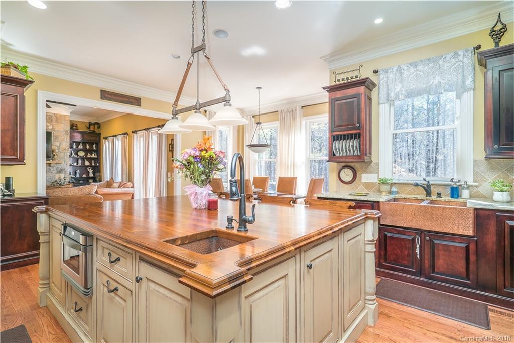 14036 Claysparrow Road Charlotte, NC 28278 - Photo 8 of 36