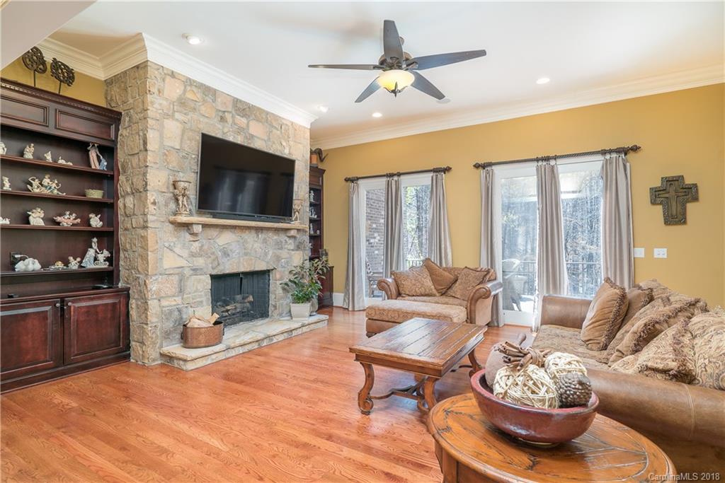 14036 Claysparrow Road Charlotte, NC 28278 - Photo 10 of 36