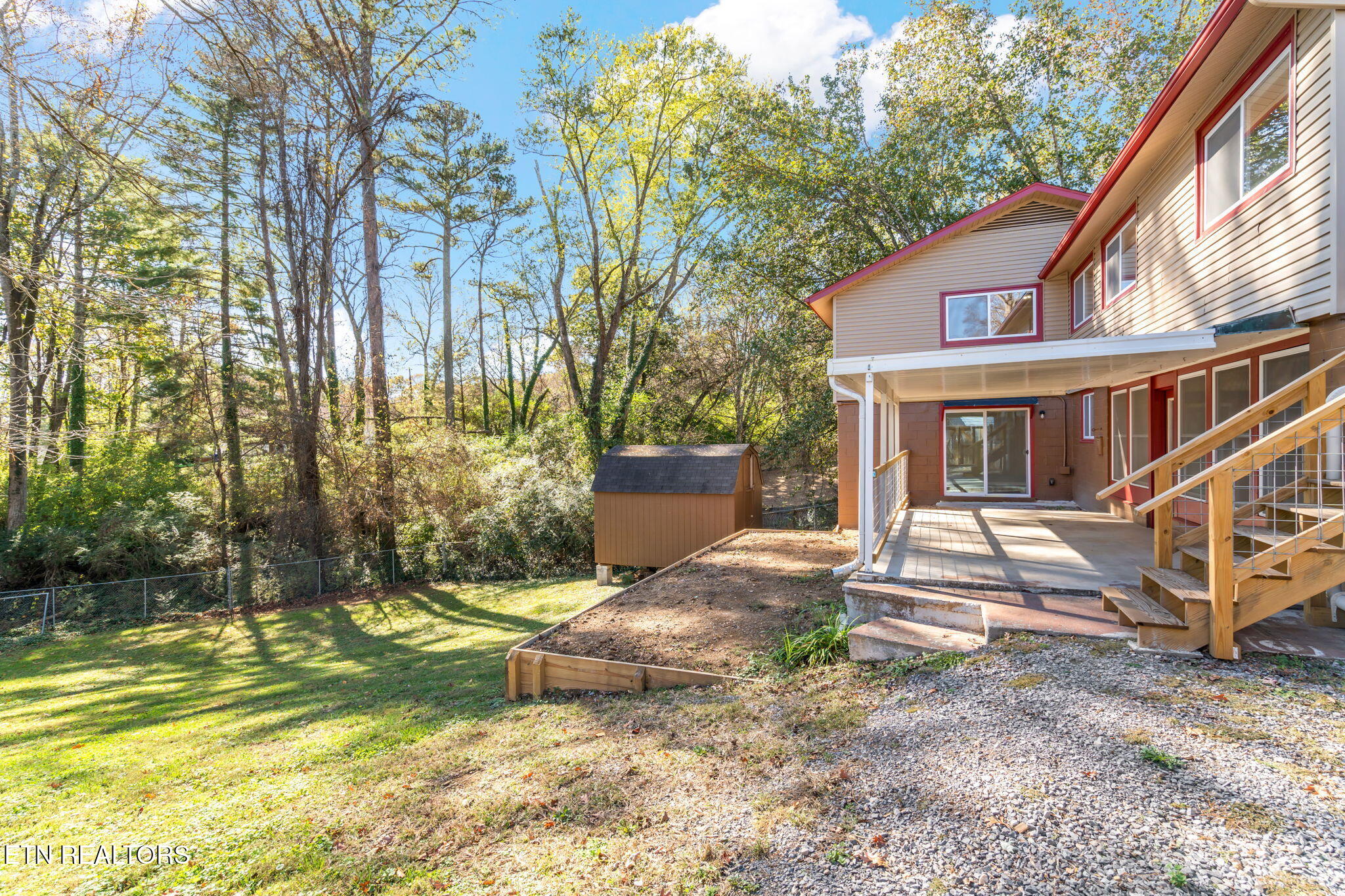 721 Florida Avenue Oak Ridge, TN 37830 - Photo 34 of 38 39-web-or-mls-721 Florida Ave-40
