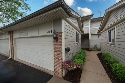 $470,000 | 408 Mallard Drive, Deerfield, IL 60015