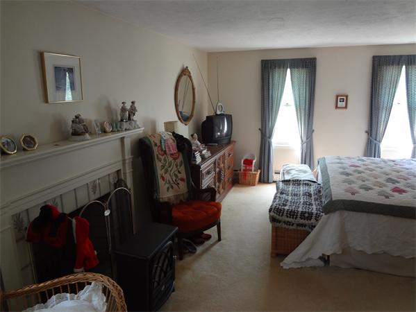 61 Glandore Road Westwood, MA 02090 - Photo 5 of 11 Gallery Image 5