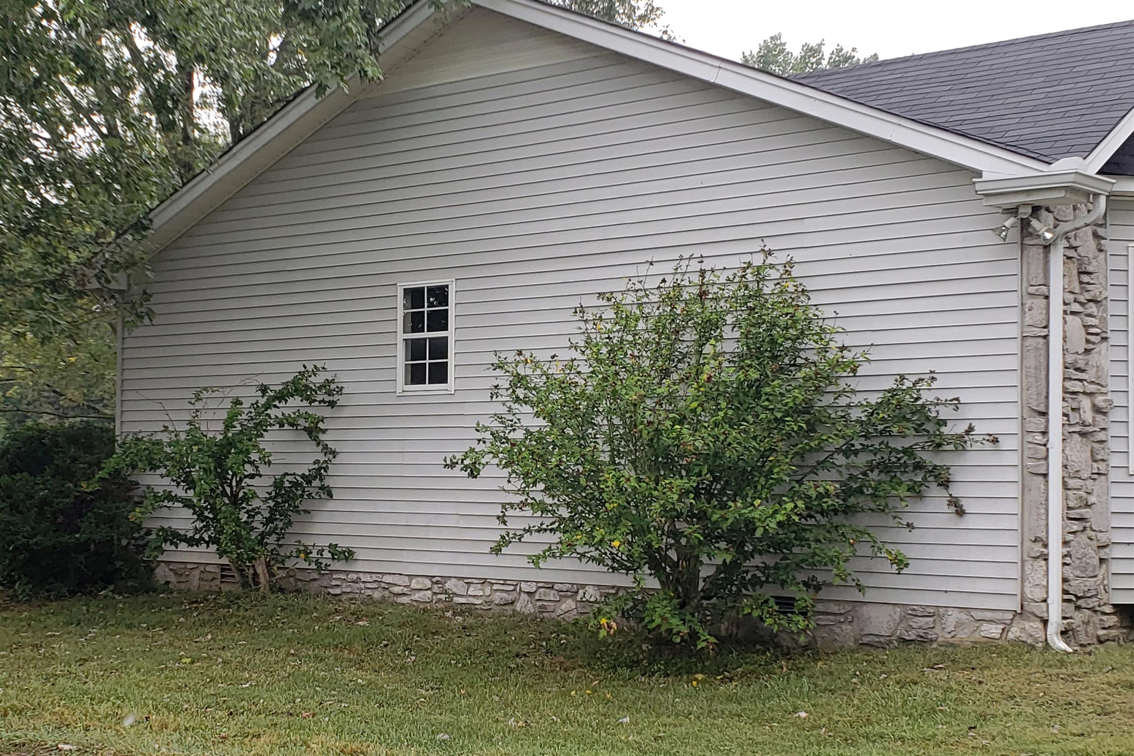 3267 Friendship Road Cross Plains, TN 37049 - Photo 11 of 15 a view of a house with a yard