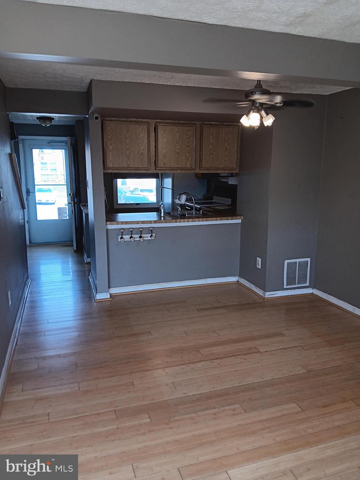 246 Canfield Terrace Frederick, MD 21702 - Photo 5 of 27 Kitchen from Living Room
