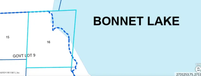 a view of a entryway