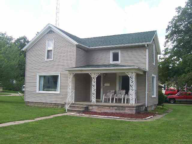 504 Hawpatch Street Lagrange, IN 46761 - Photo 1 of 8 Gallery Image 1