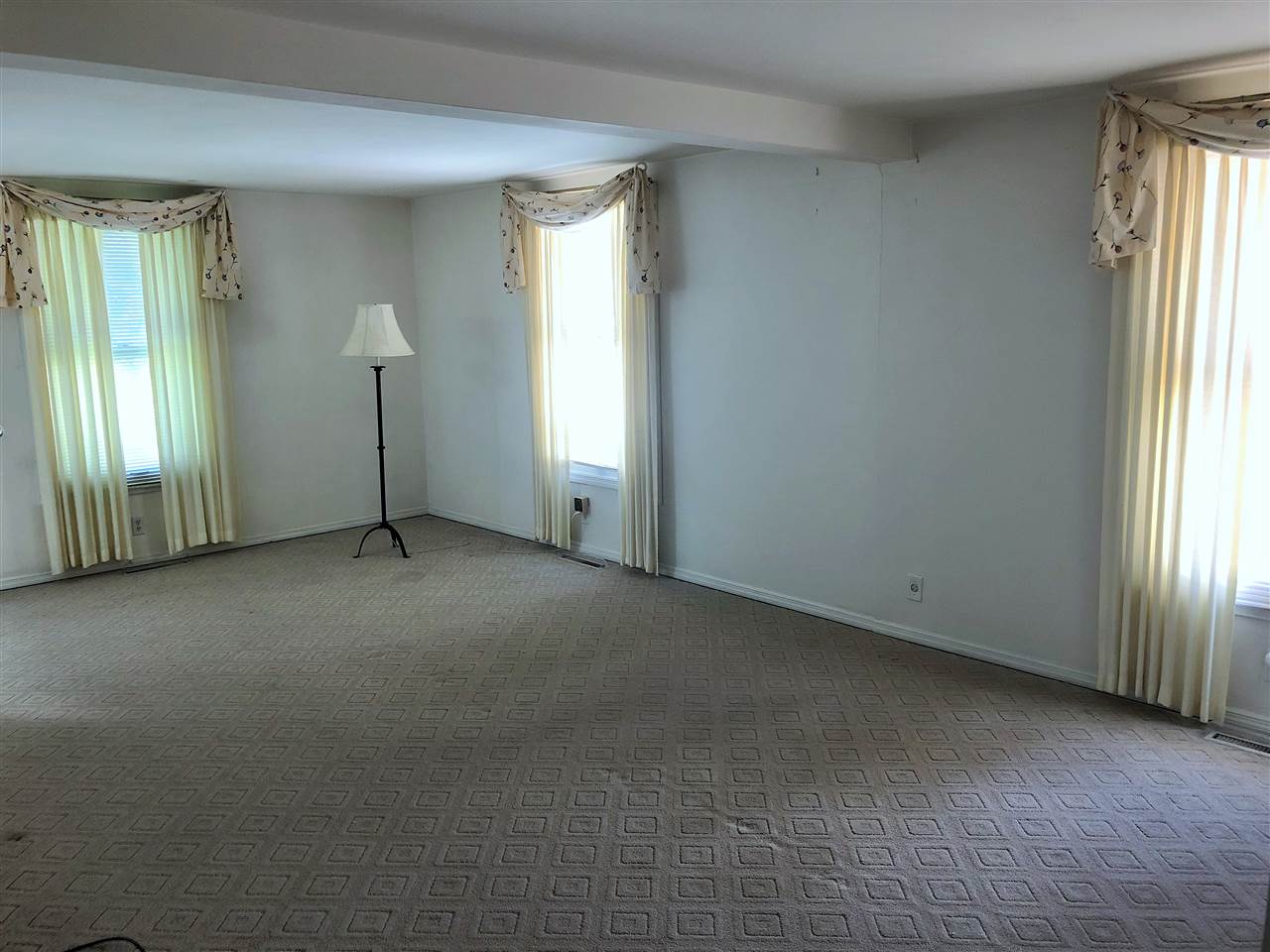 1807 North Hawthorne Road Marion, IN 46952 - Photo 22 of 30 Gallery Image 22
