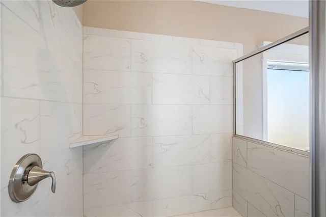 $591,740 | 10139 North Winchester Avenue, Kansas City, MO 64156