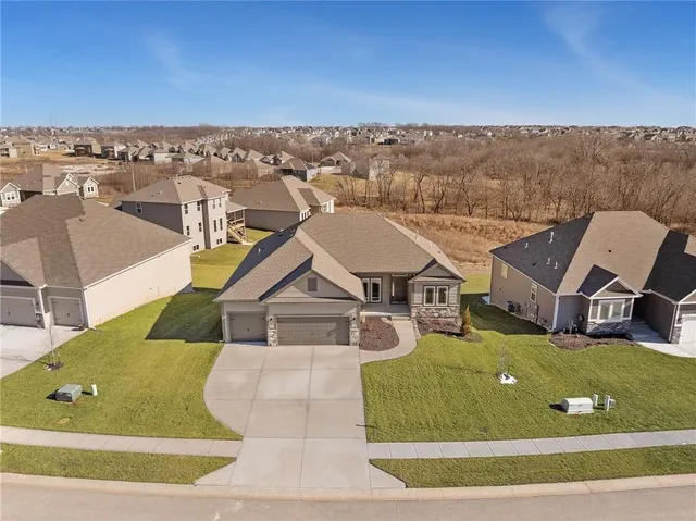 $591,740 | 10139 North Winchester Avenue, Kansas City, MO 64156