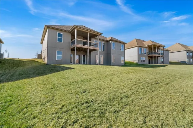 $591,740 | 10139 North Winchester Avenue, Kansas City, MO 64156