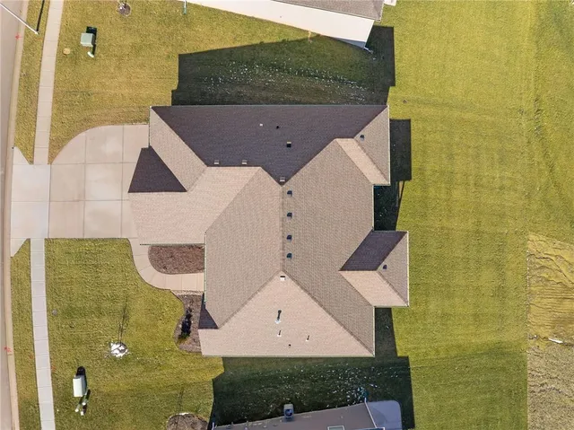 $591,740 | 10139 North Winchester Avenue, Kansas City, MO 64156