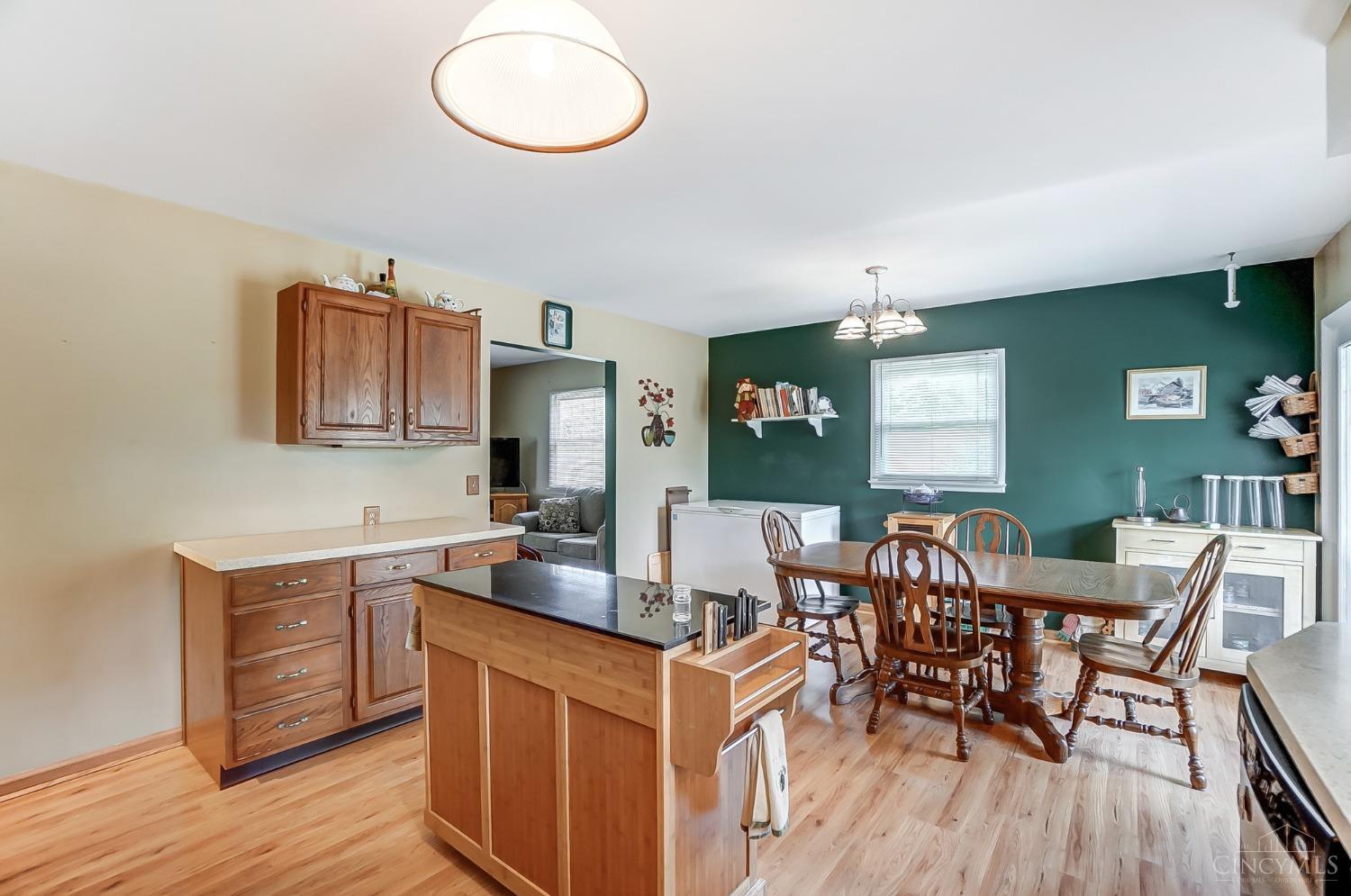 6015 Decker Road Franklin, OH 45005 - Photo 15 of 46