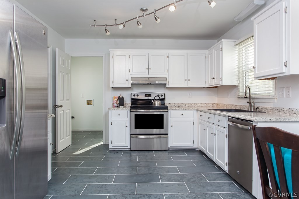 7304 Trailing Rock Road Prince George, VA 23875 - Photo 10 of 32