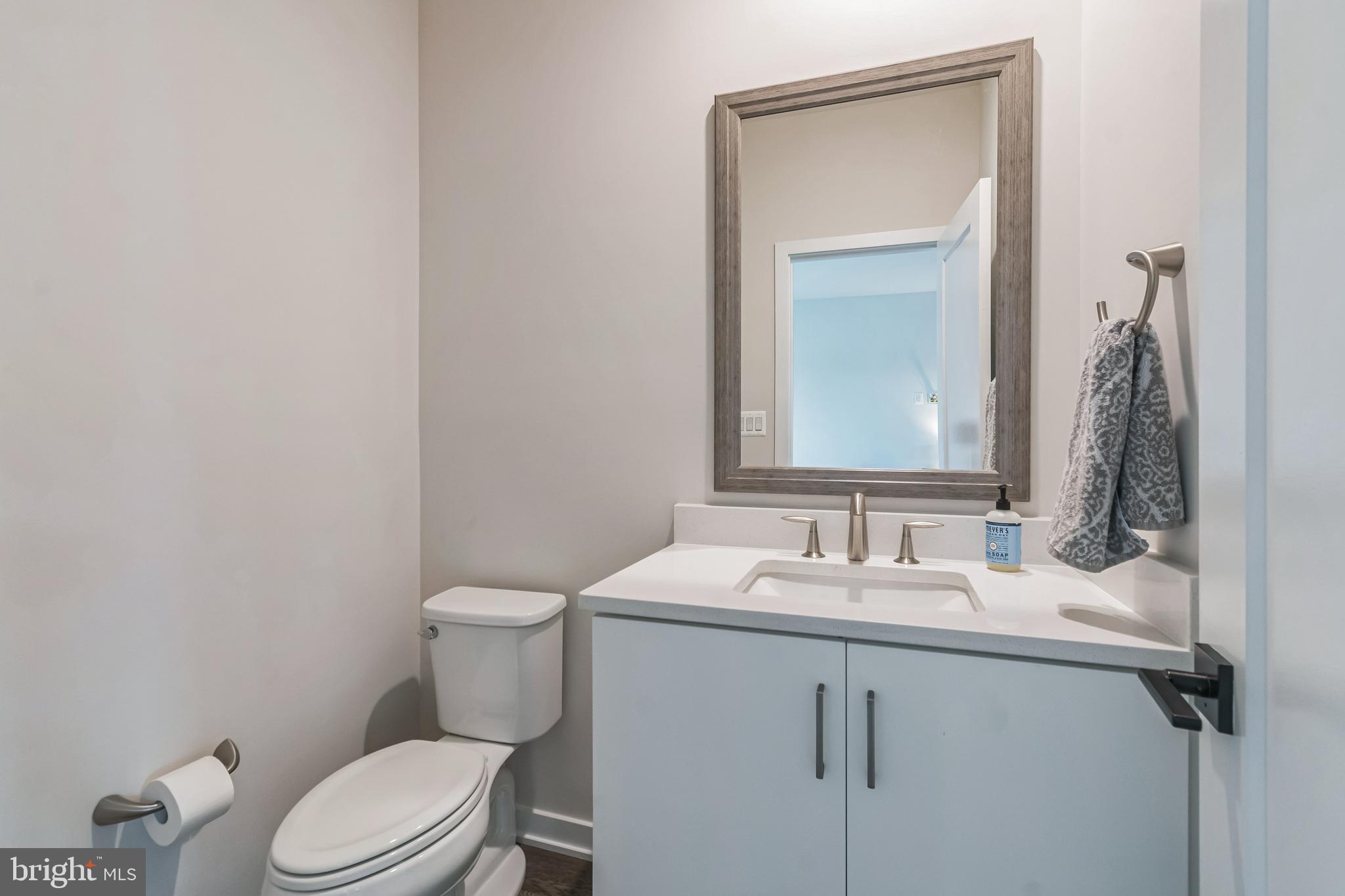 11732 Paysons Way Reston, VA 20191 - Photo 9 of 18