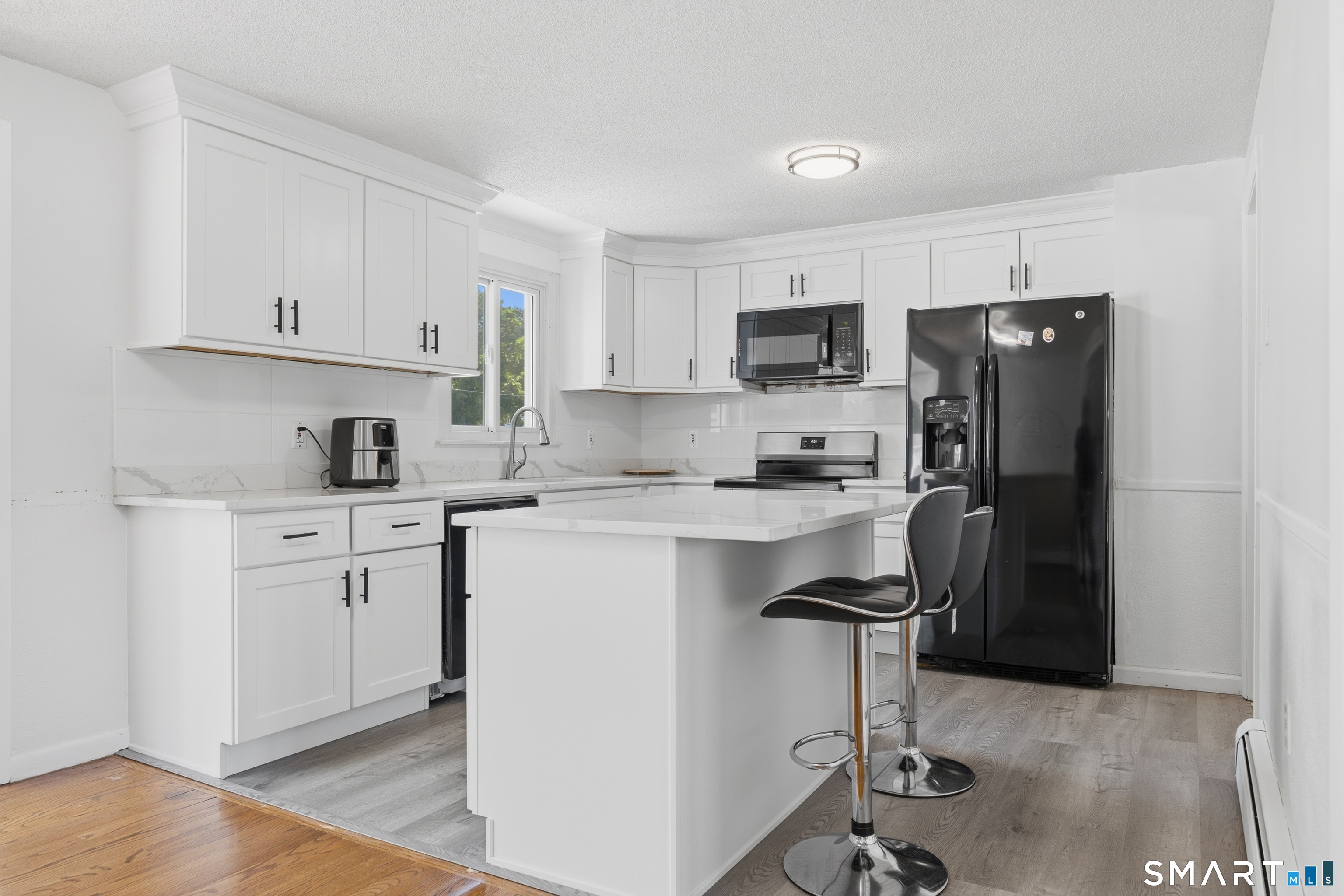 66 Roarke Road North Haven, CT 06473 - Photo 14 of 40