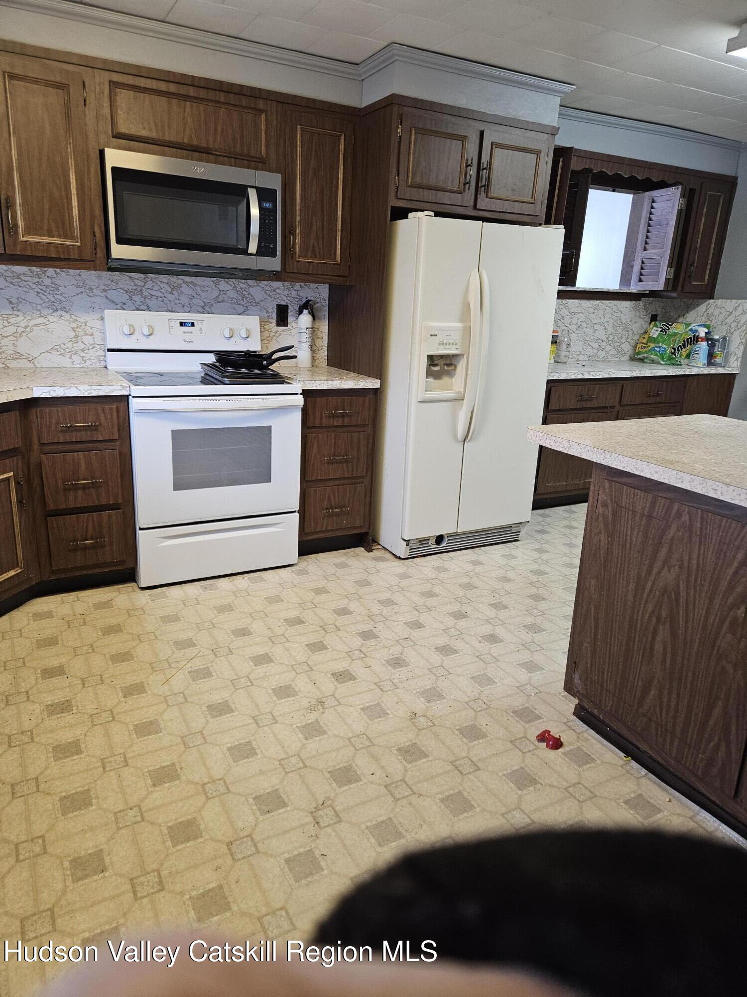 477 Lattintown Road Marlboro, NY 12542 - Photo 12 of 26 1000027430