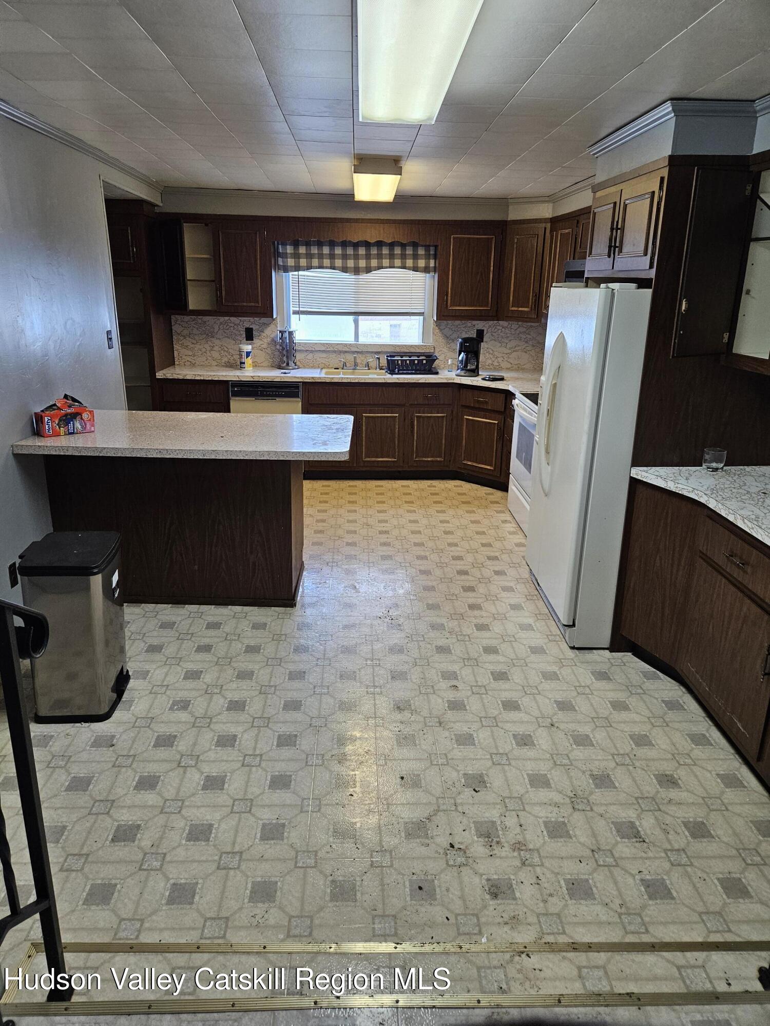 477 Lattintown Road Marlboro, NY 12542 - Photo 8 of 26 1000027427