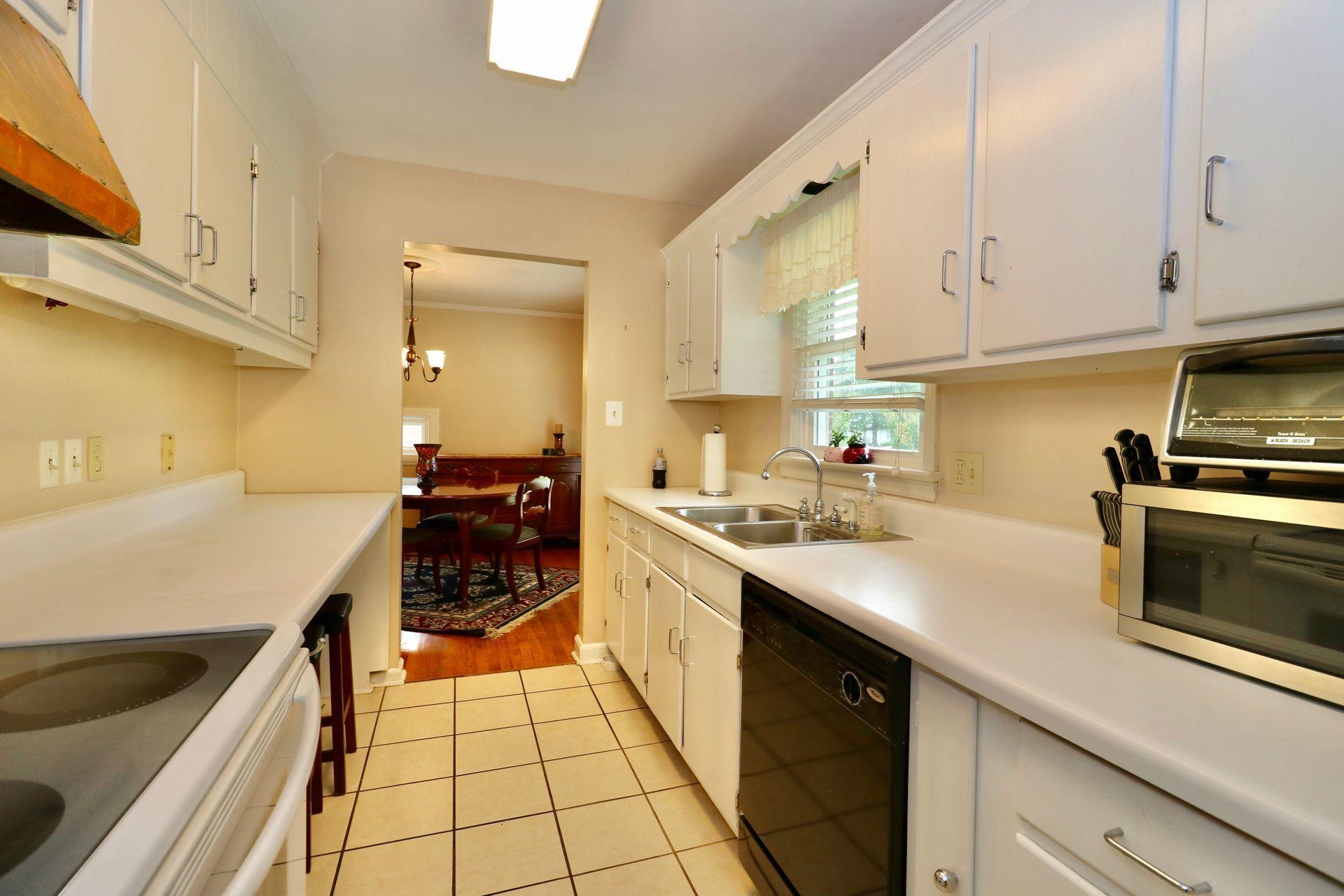 3542 Wright Road Southwest Roanoke, VA 24015 - Photo 17 of 43 17