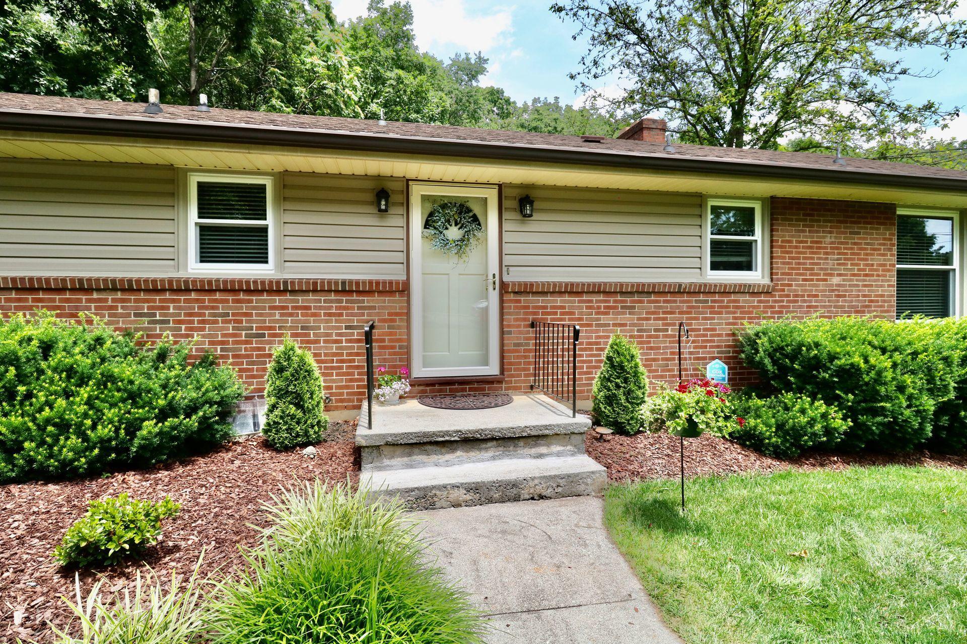 3542 Wright Road Southwest Roanoke, VA 24015 - Photo 5 of 43 5