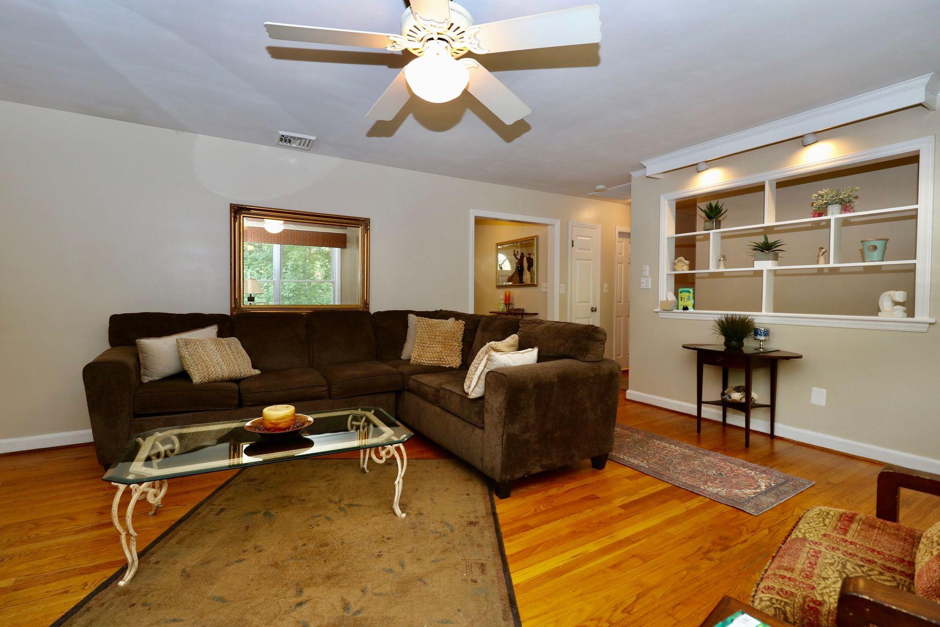3542 Wright Road Southwest Roanoke, VA 24015 - Photo 9 of 43 9