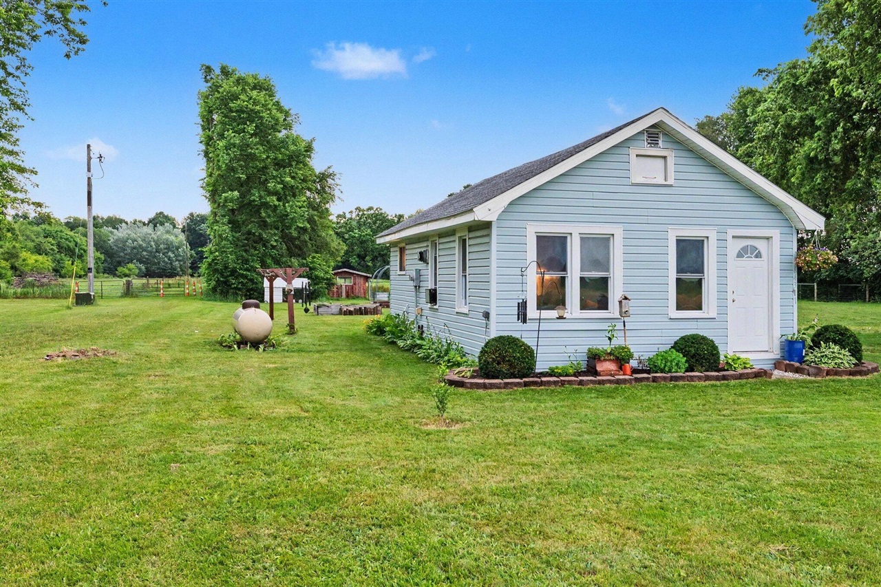 64311 Lutz Road Constantine, MI 49042 - Photo 7 of 27