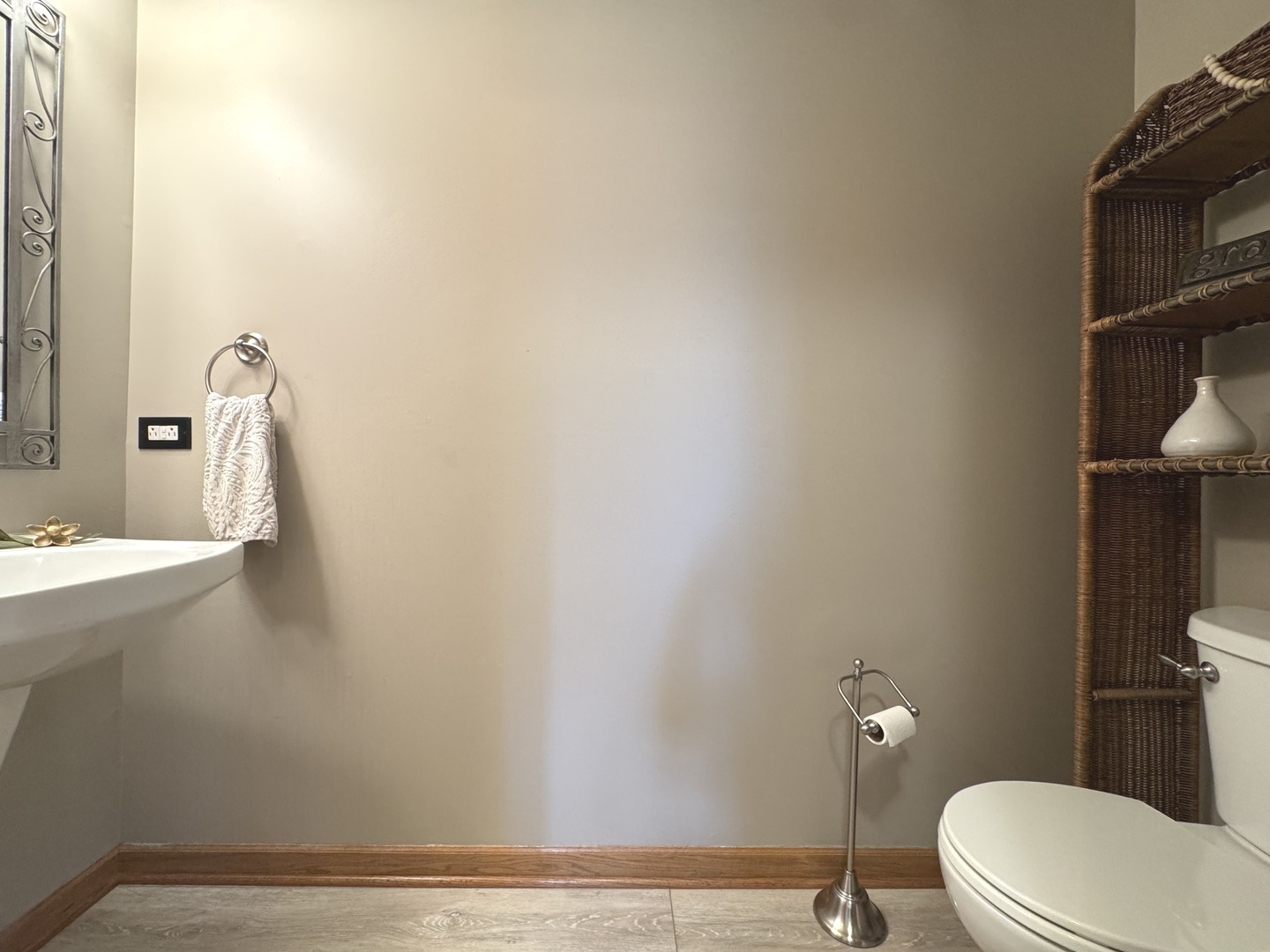 2041 Bluff Road South Kankakee, IL 60901 - Photo 14 of 39 a bathroom with a toilet and a sink