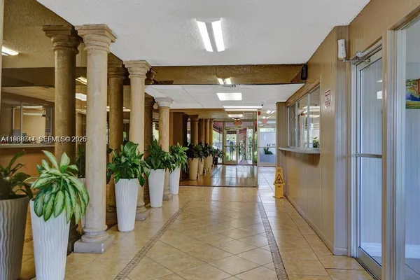 $1,600 | 1251 Northeast 108th Street, Unit 411, Miami, FL 33161