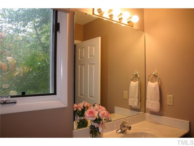 4301 Sunscape Lane Raleigh, NC 27613 - Photo 11 of 16