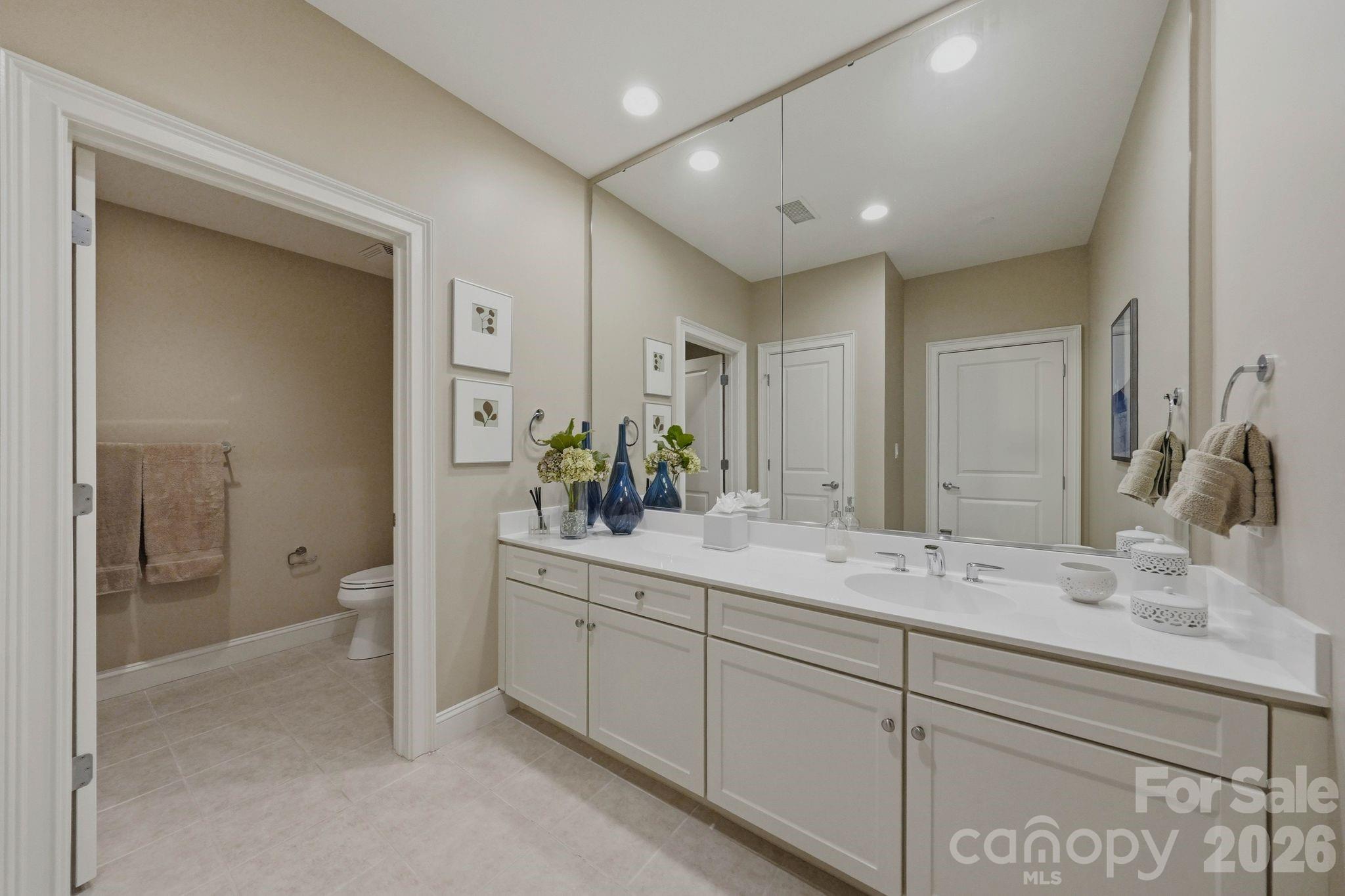 435 South Tryon Street, Unit 904 Charlotte, NC 28202 - Photo 31 of 48