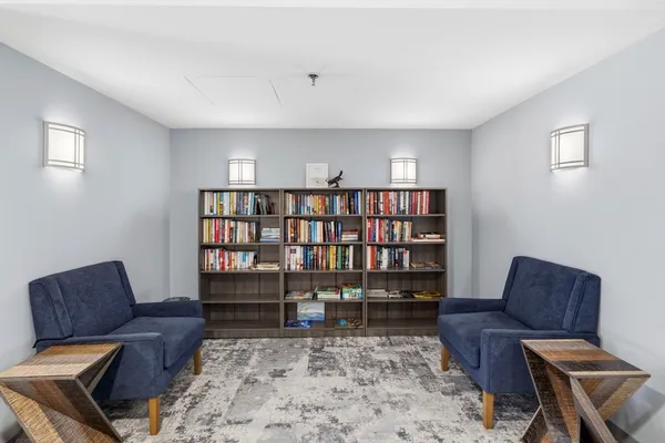 $3,500 | 173 Oak Street, Unit 103, Newton, MA 02464