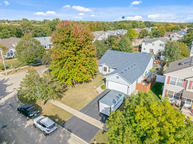 $317,900 | 1810 Foxfield Drive, Joliet, IL 60435