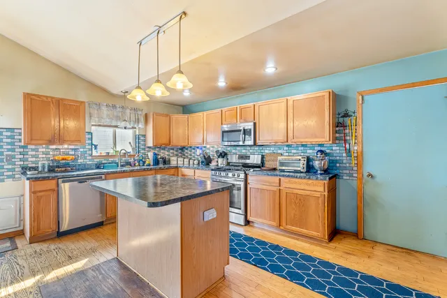 $317,900 | 1810 Foxfield Drive, Joliet, IL 60435