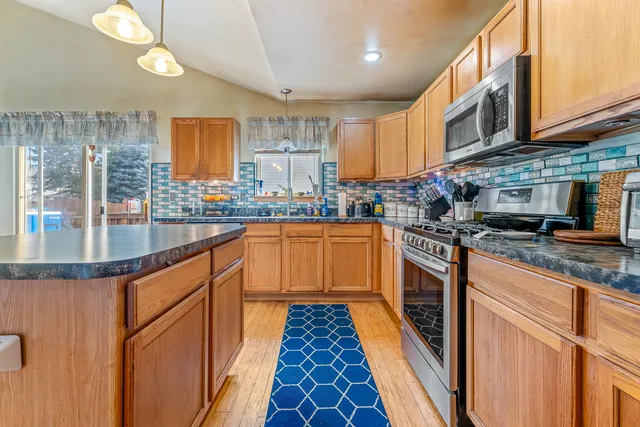 $317,900 | 1810 Foxfield Drive, Joliet, IL 60435