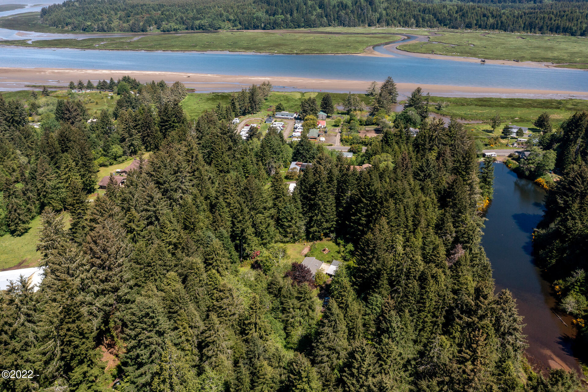 121 East Castle Road Waldport, OR 97394 - Photo 16 of 25 Drone 4
