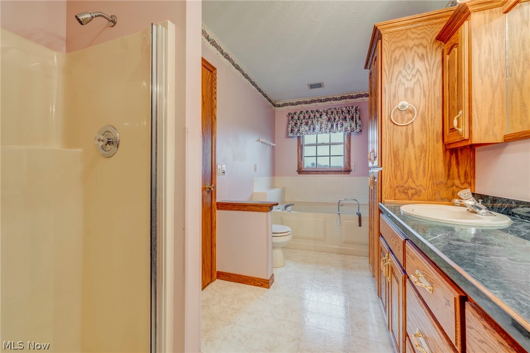 22520 Hawley Road Wellington, OH 44090 - Photo 19 of 34 Gallery Image 19