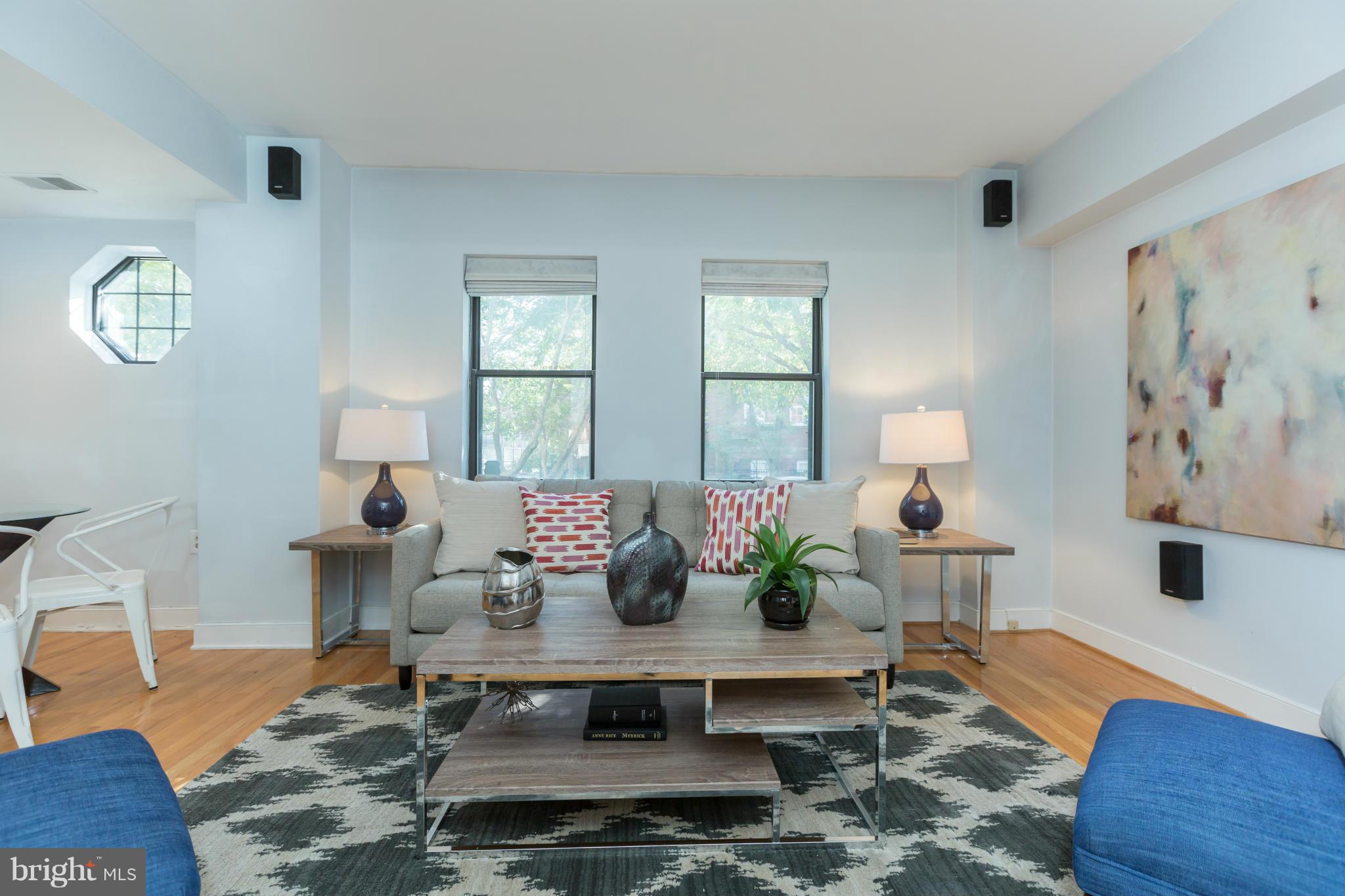 1727 R Street Northwest, Unit 102 Washington, DC 20009 - Photo 11 of 25 Living Room
