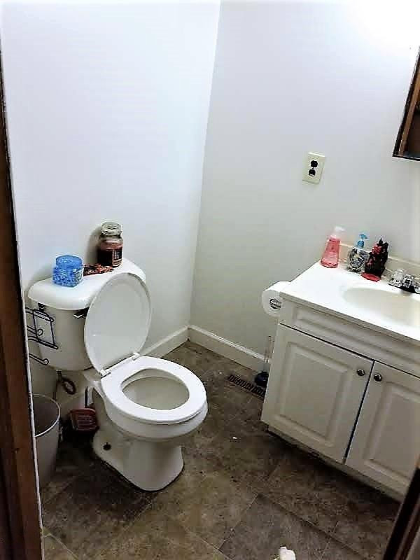 9554 Button Road Belding, MI 48809 - Photo 7 of 10 123_1_06
